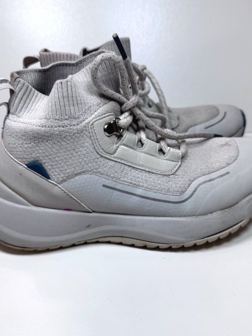 Vessi Cloudburst Waterproof Knit High Top Sneaker Light Grey Men's 6 Women's 8